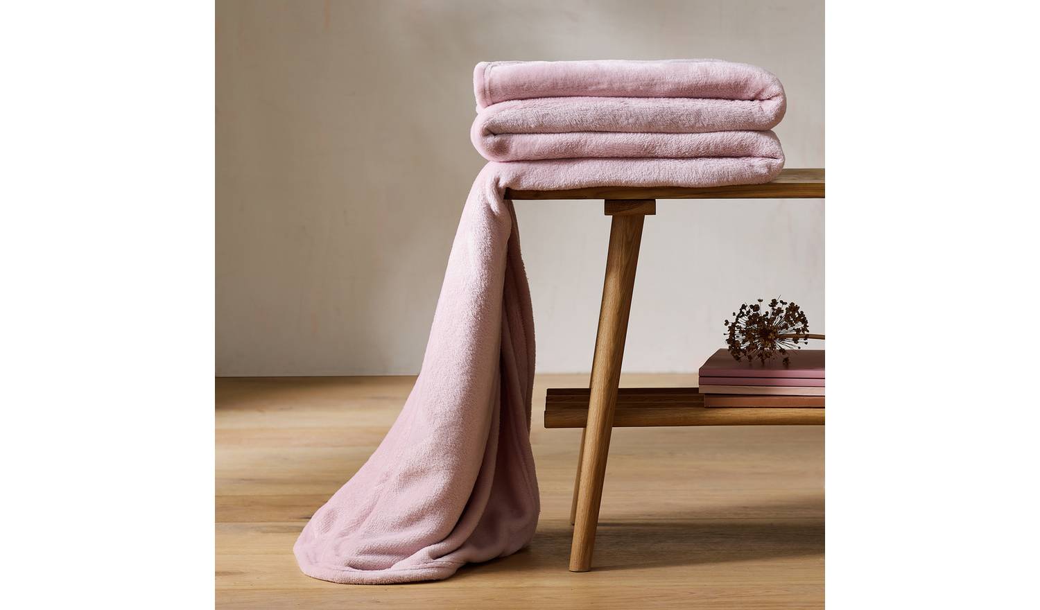 Argos Home Large Fleece Throw - Pink - 220x200cm