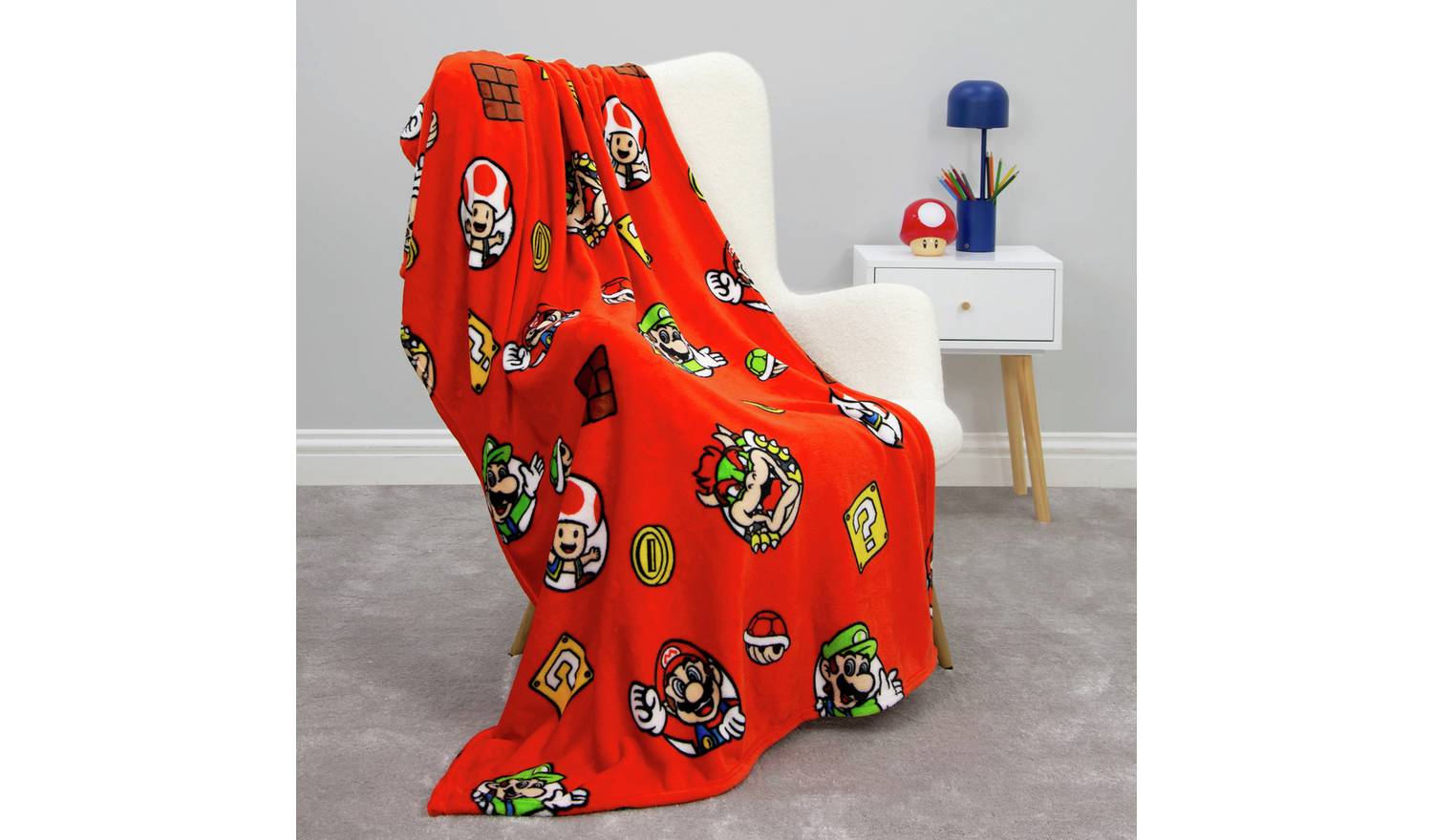 Nintendo Mario Fleece Throw - Red - 100x150cm
