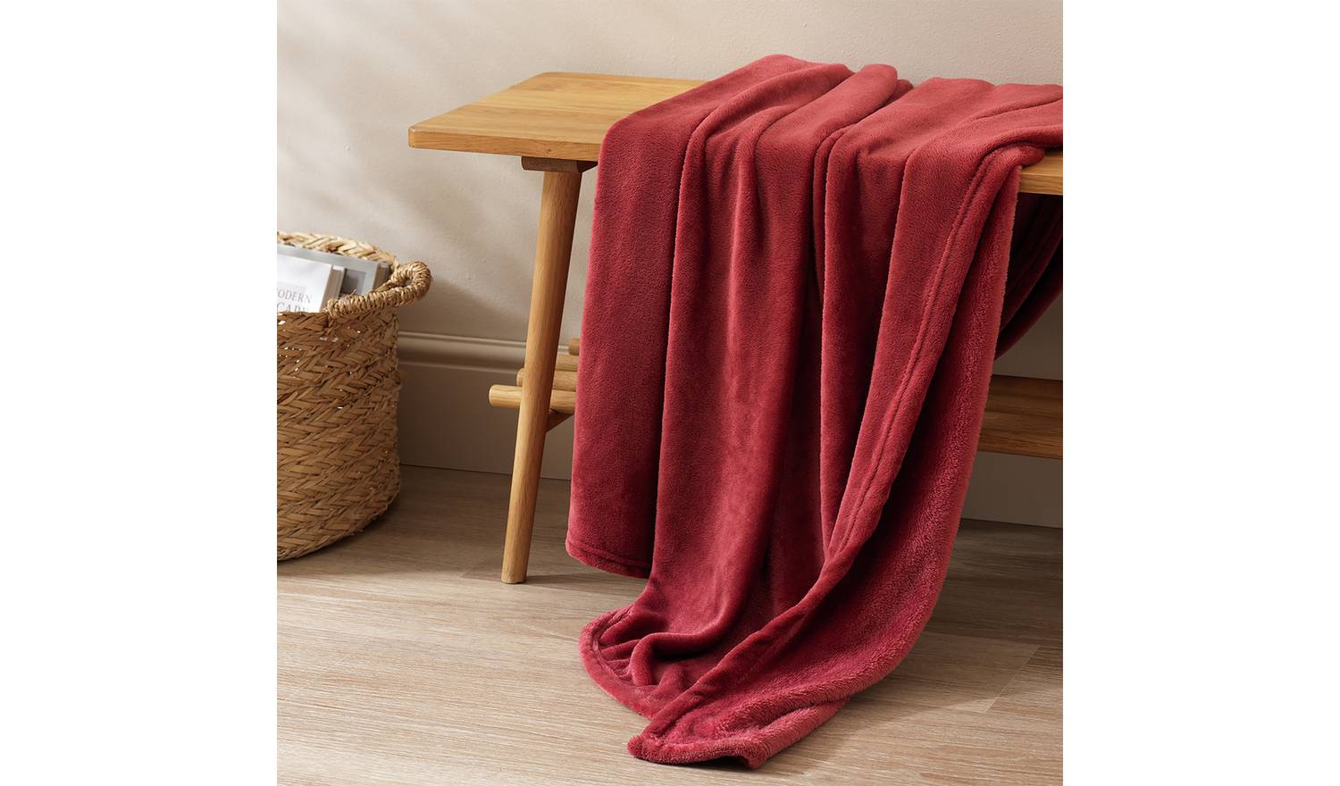 Argos Home Super Soft Fleece Throw - 150x200cm - Berry