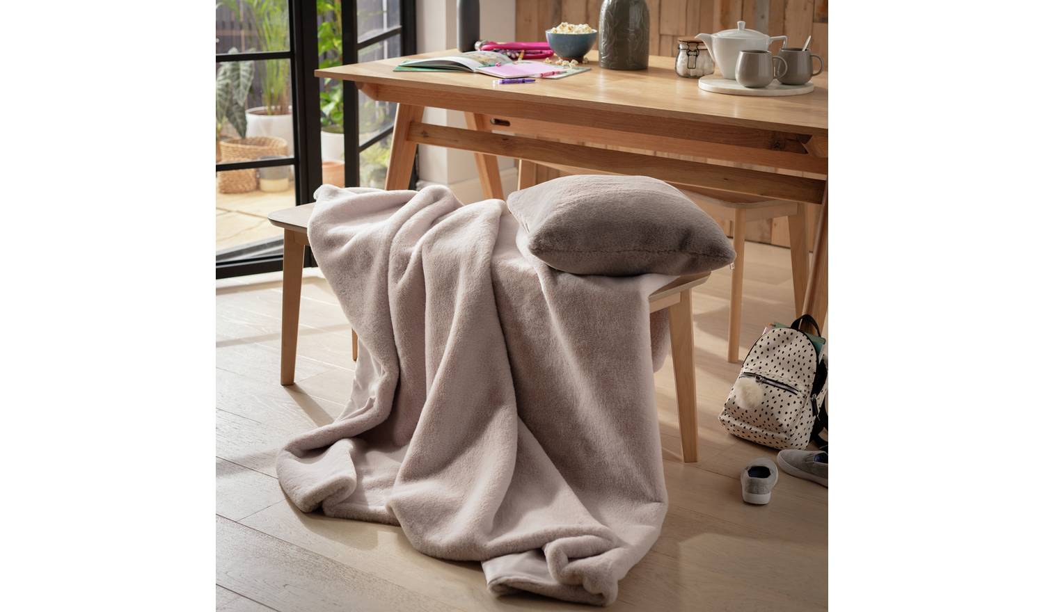 Habitat Faux Fur Plain Throw - Neutral - 150x200cm