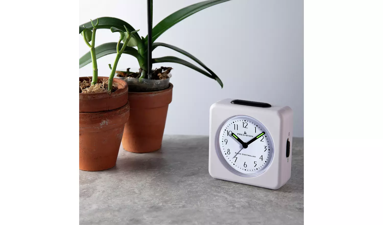 Precision Radio Controlled Alarm Clock