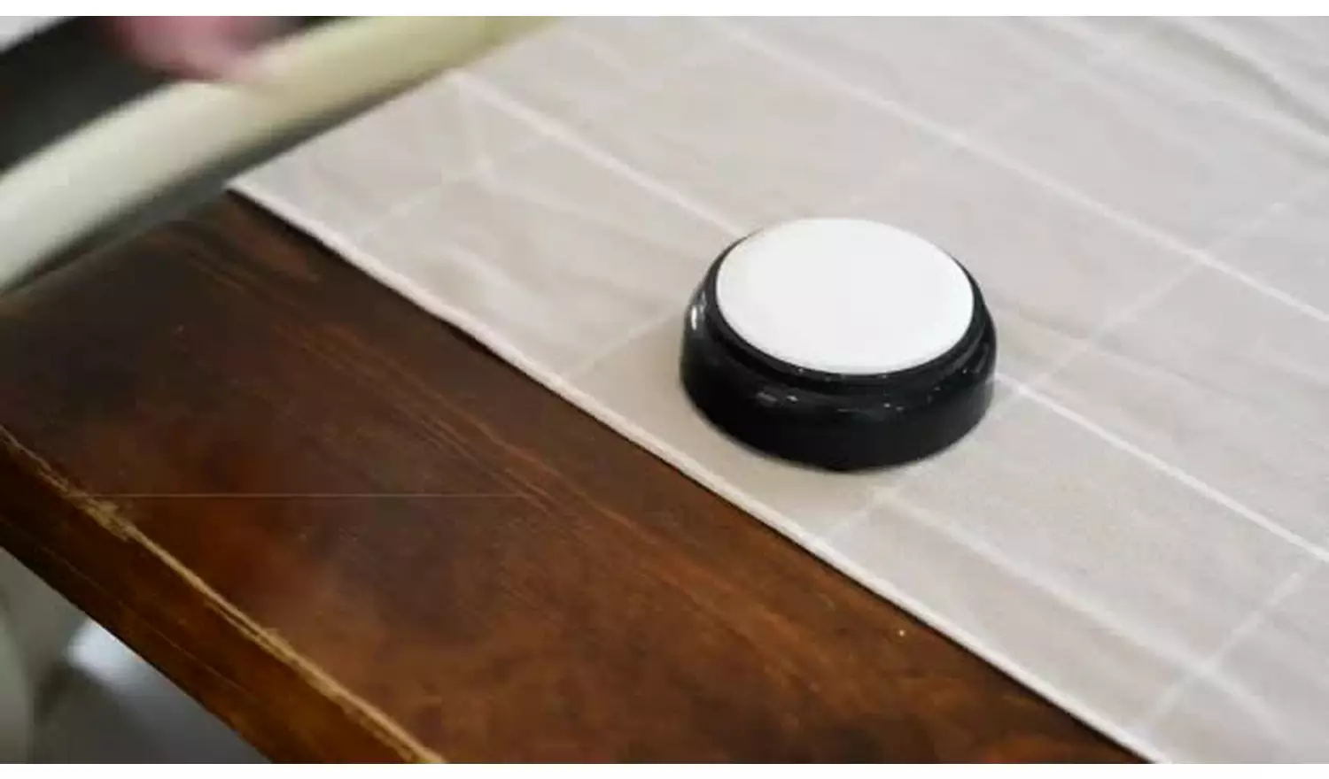 Ravencourt Living Talking Button AlarmClock