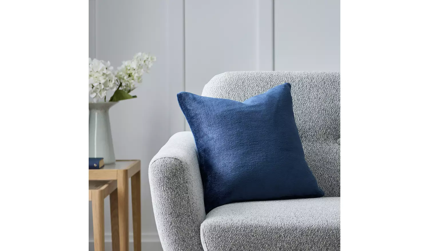 Argos Home Plain Super Soft Fleece Cushion - Navy - 43x43cm
