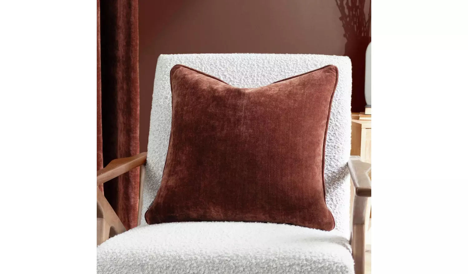 Yard Chenille Plain Piped Cushion - Nutmeg - 50x50cm