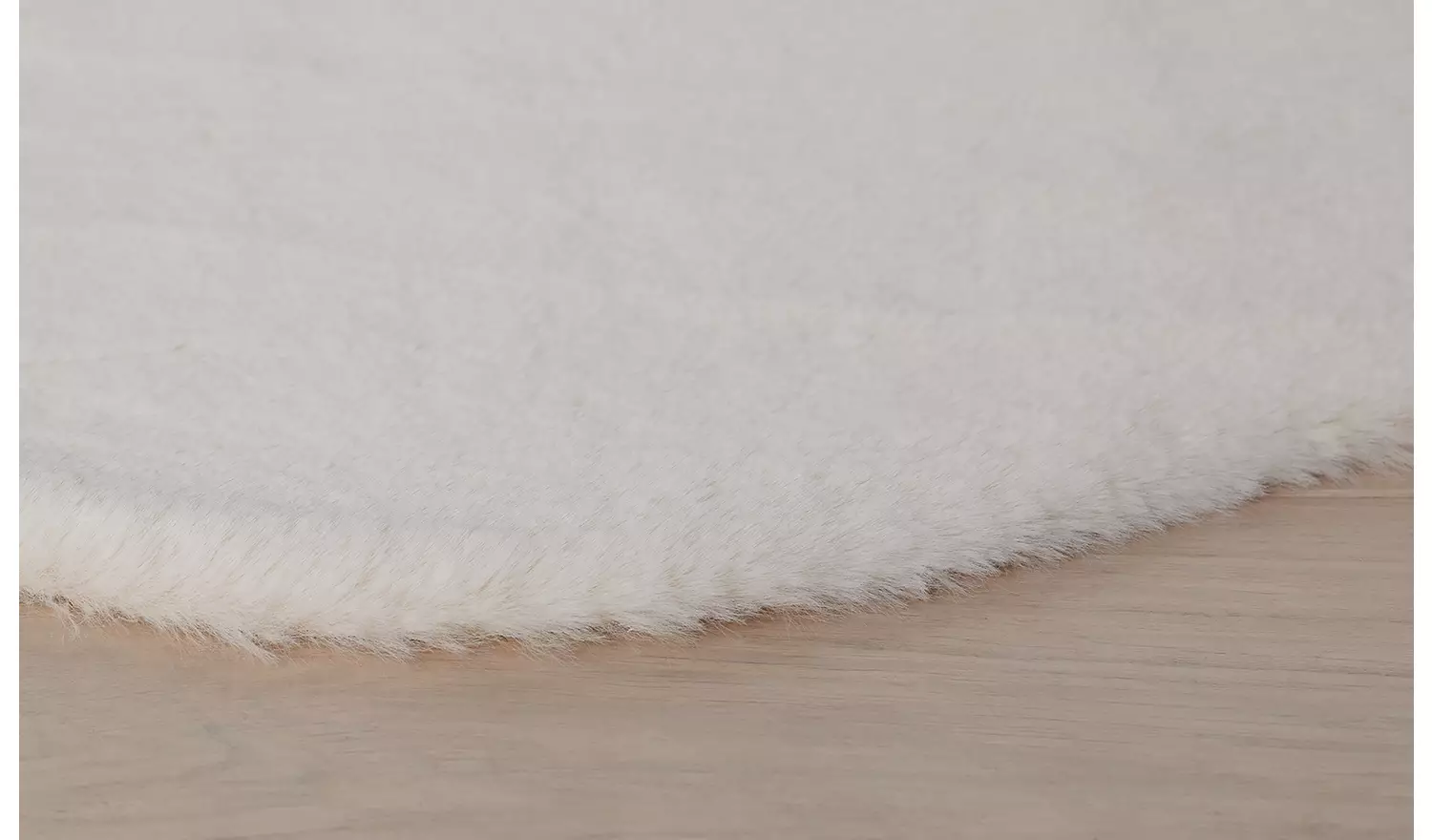 Habitat Supersoft Faux Fur Cream Shaggy Rug - 90x60cm