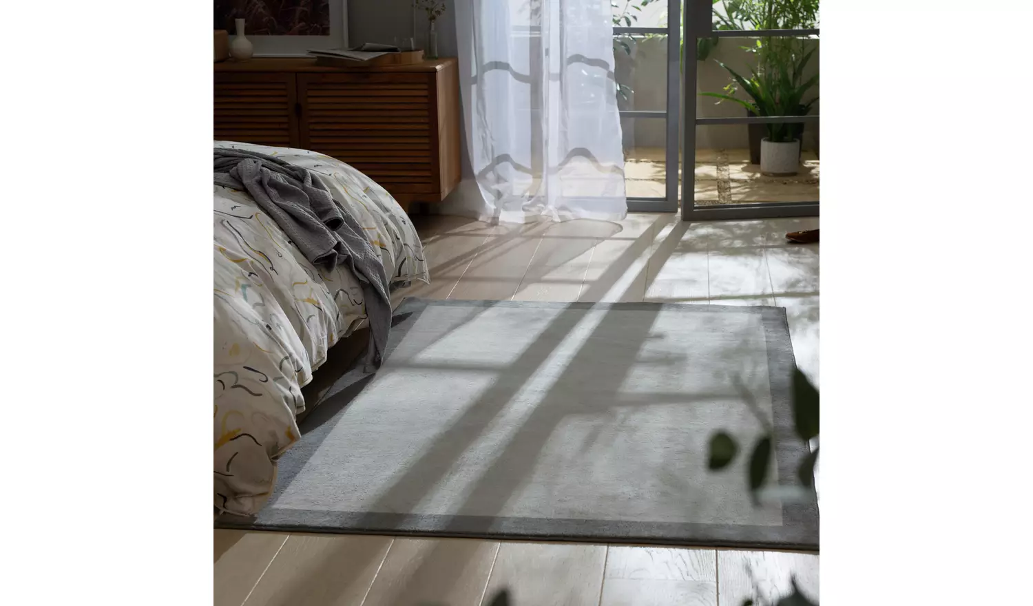 Argos Home Plain Border Grey Cut Pile Rug - 170x120cm