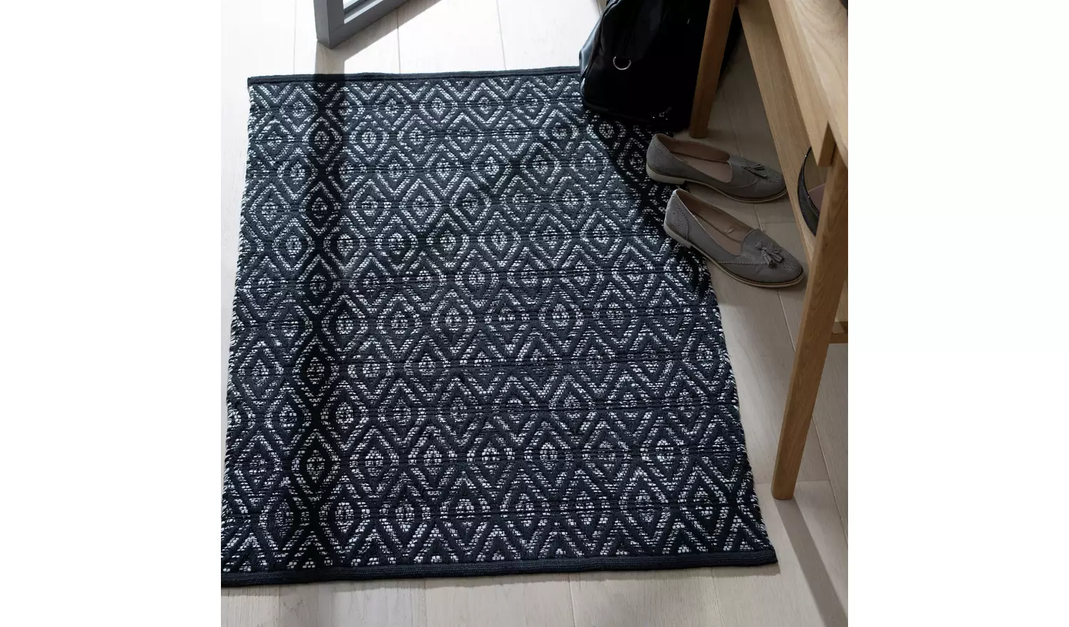 Argos Home Geometric Black Cotton Flatweave Rug - 110x80cm