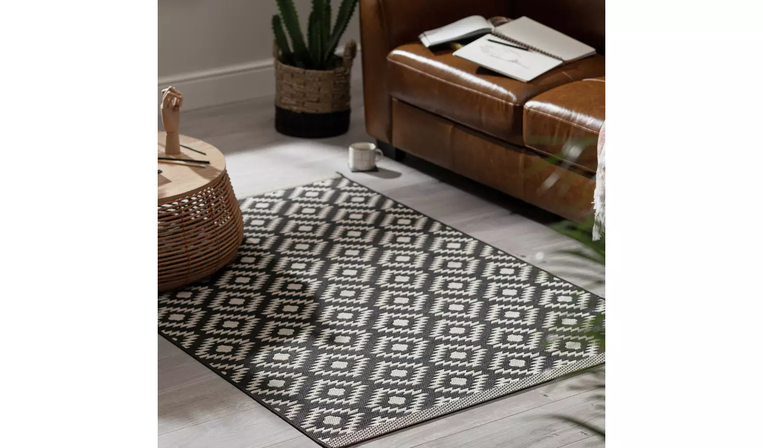 Homemaker Geometric Black & White Flatweave Rug - 170x120cm