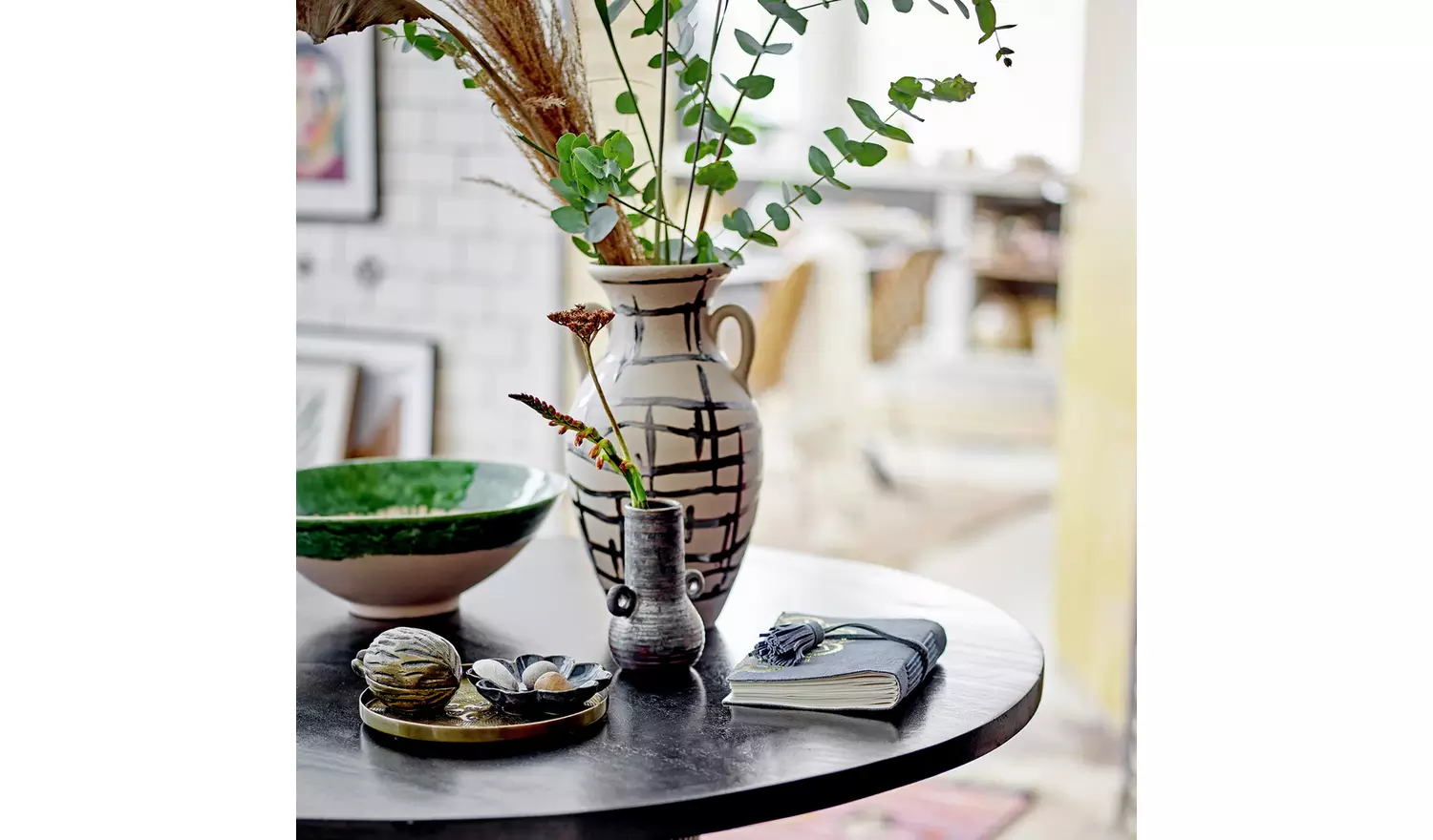 Bloomingville Ohana Stoneware Vase- Cream & Black