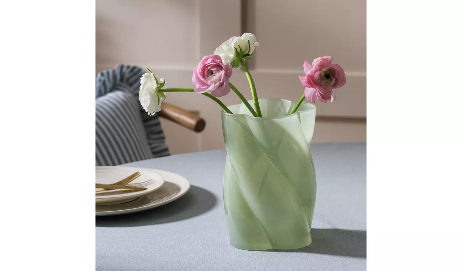 Habitat Twisted Glass Vase - Green