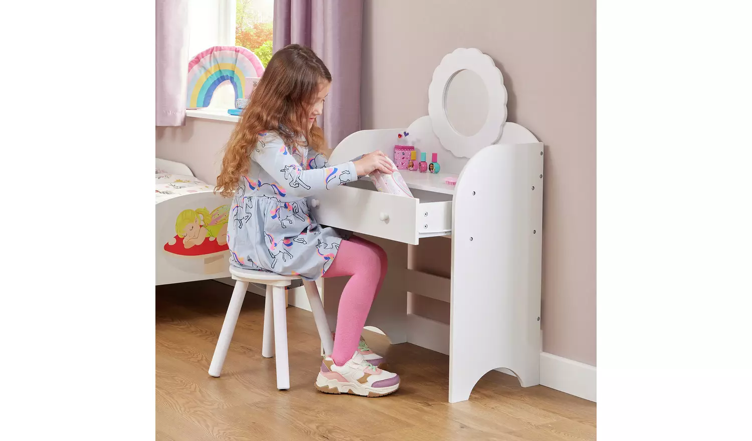 Liberty House Kids Mirror Dressing Table And Stool - White