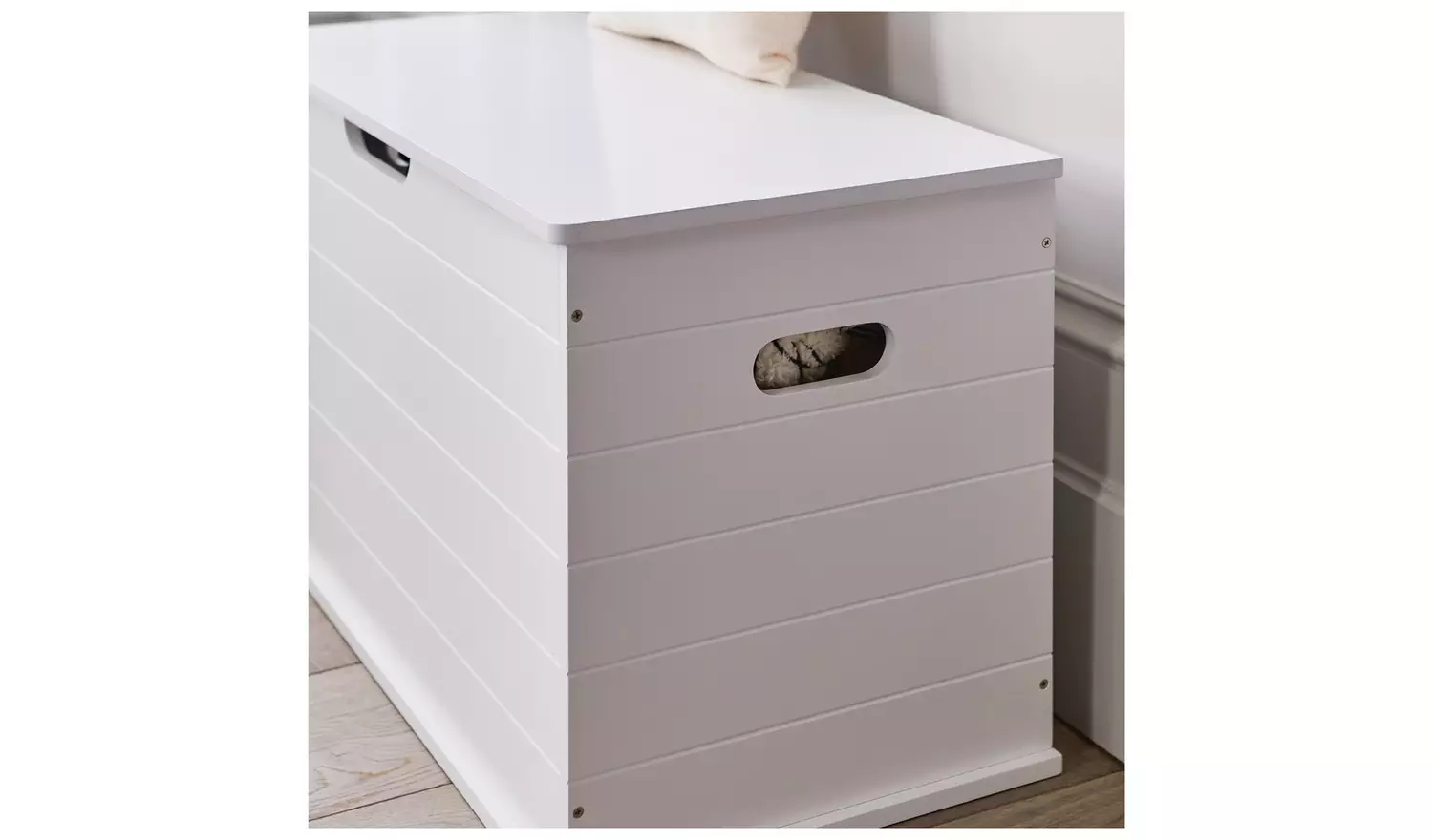 Great Little Trading Company Classic Small Toy Box - White