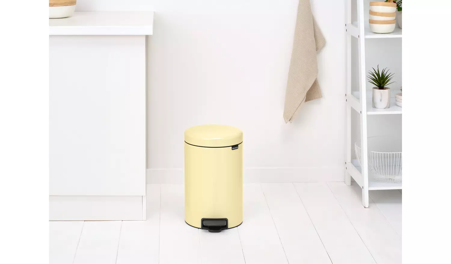 Brabantia 12 Litre New Icon Pedal Bin - Mellow Yellow