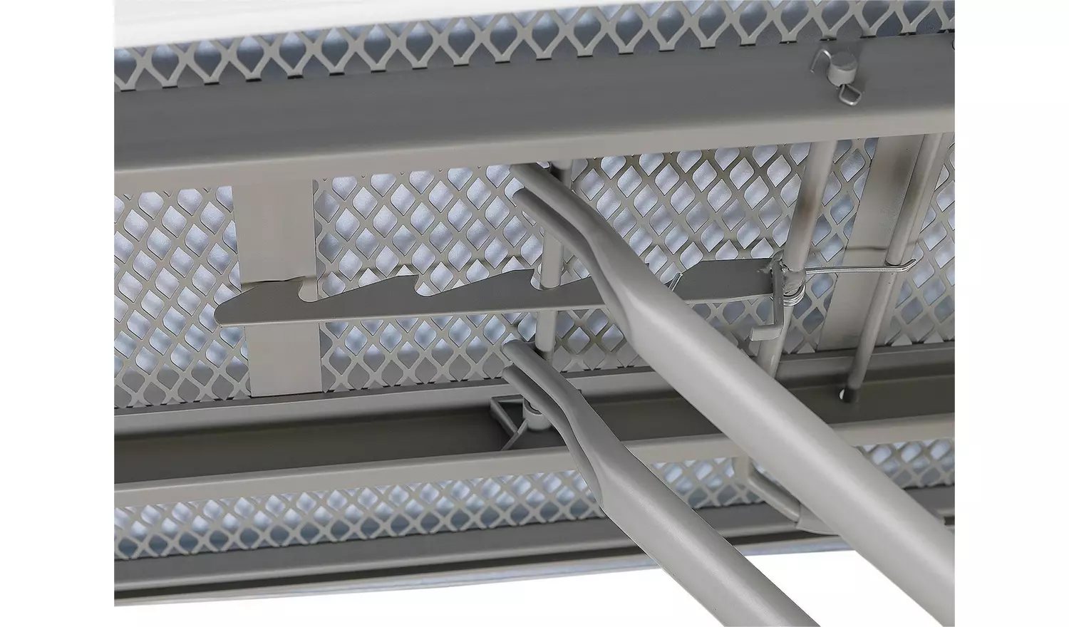 Addis 125 x 41cm Shirt Master Ironing Board