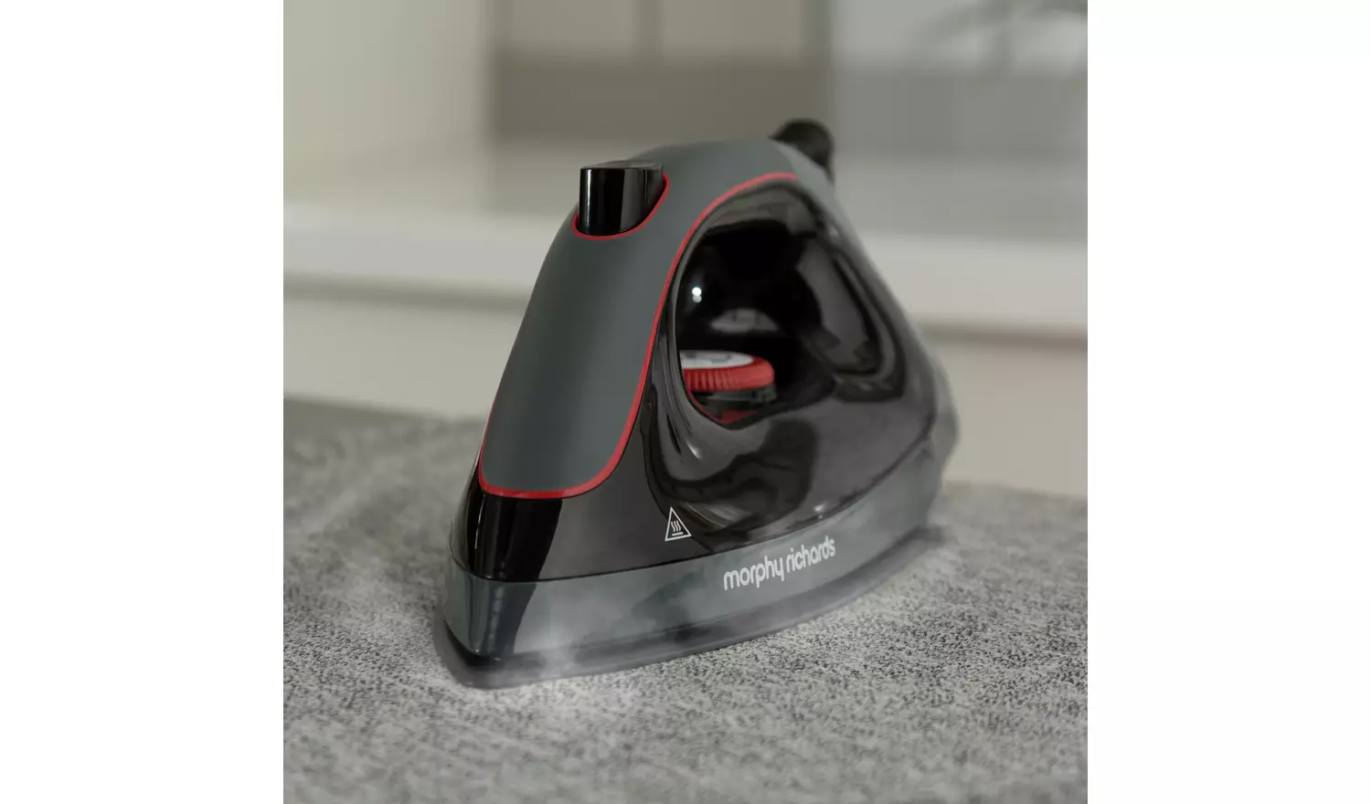 Morphy Richards 332013 Steam Generator Iron with Autoclean