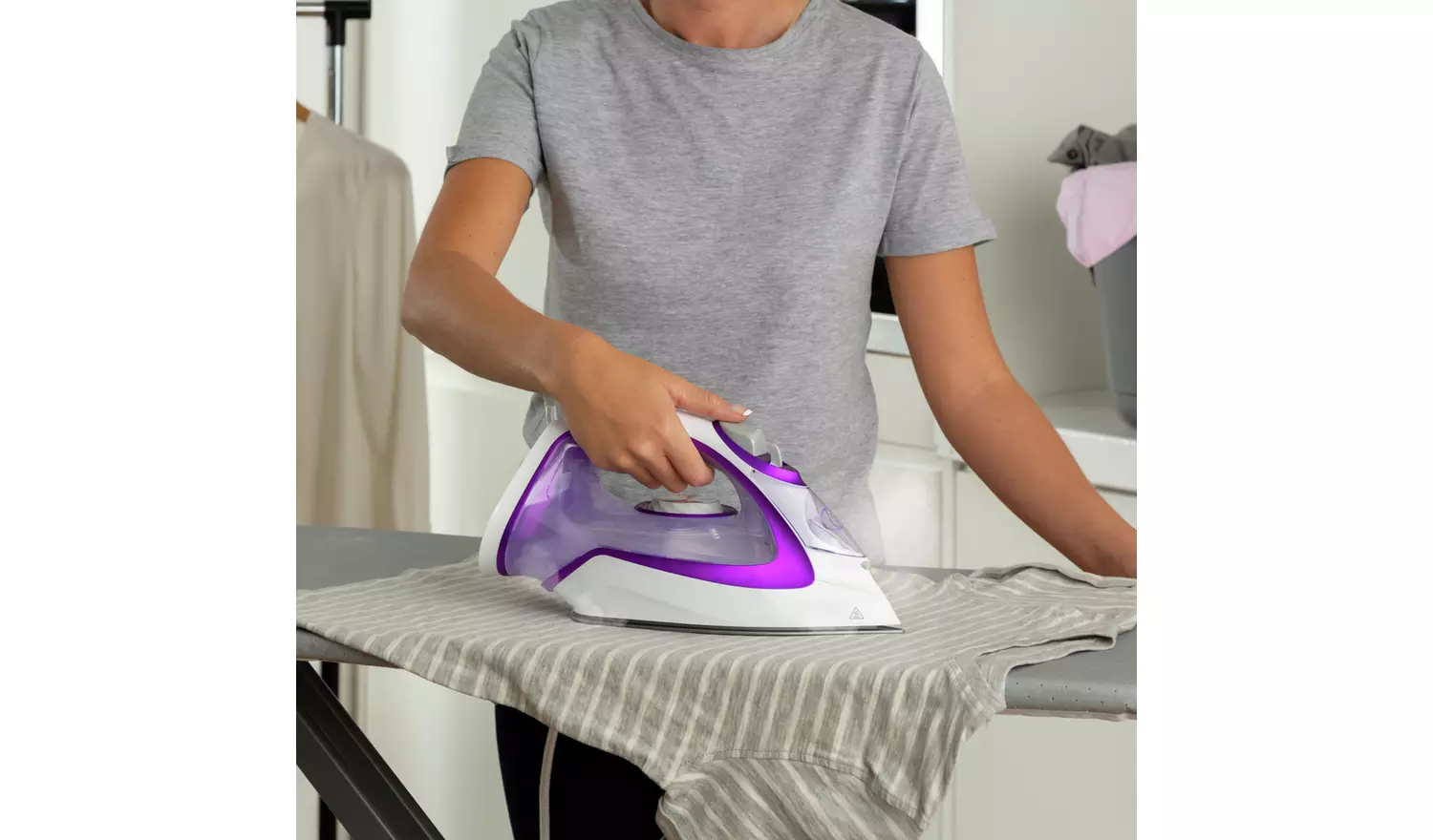Morphy Richards 302000 Turbo Glide Steam Iron