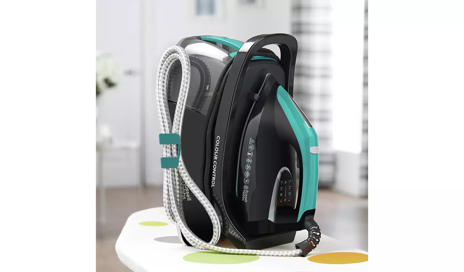 Russell Hobbs Colour Control SteamPower Steam Generator Iron