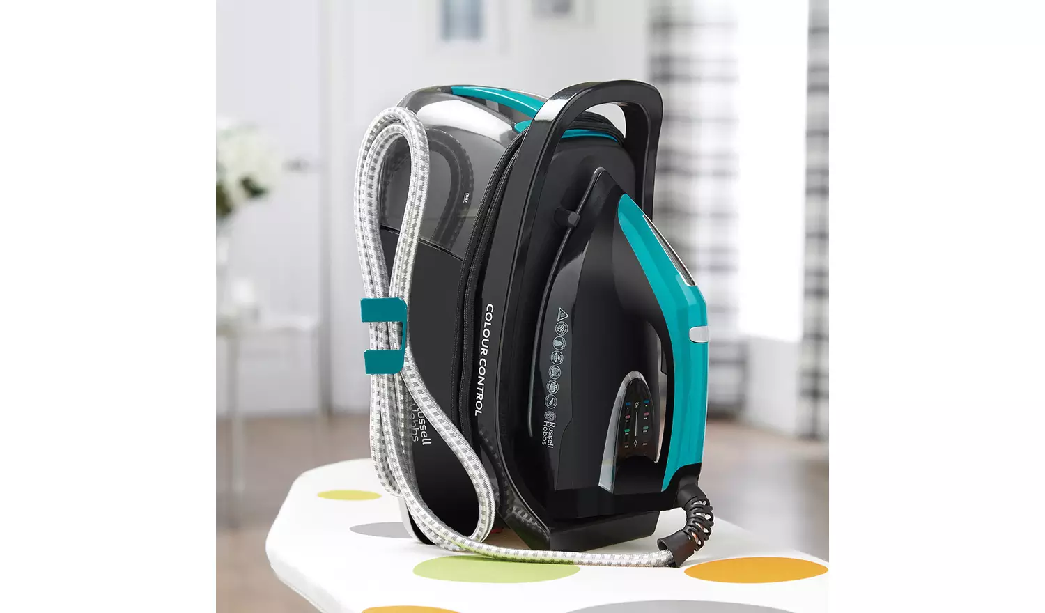 Russell Hobbs Colour Control SteamPower Steam Generator Iron