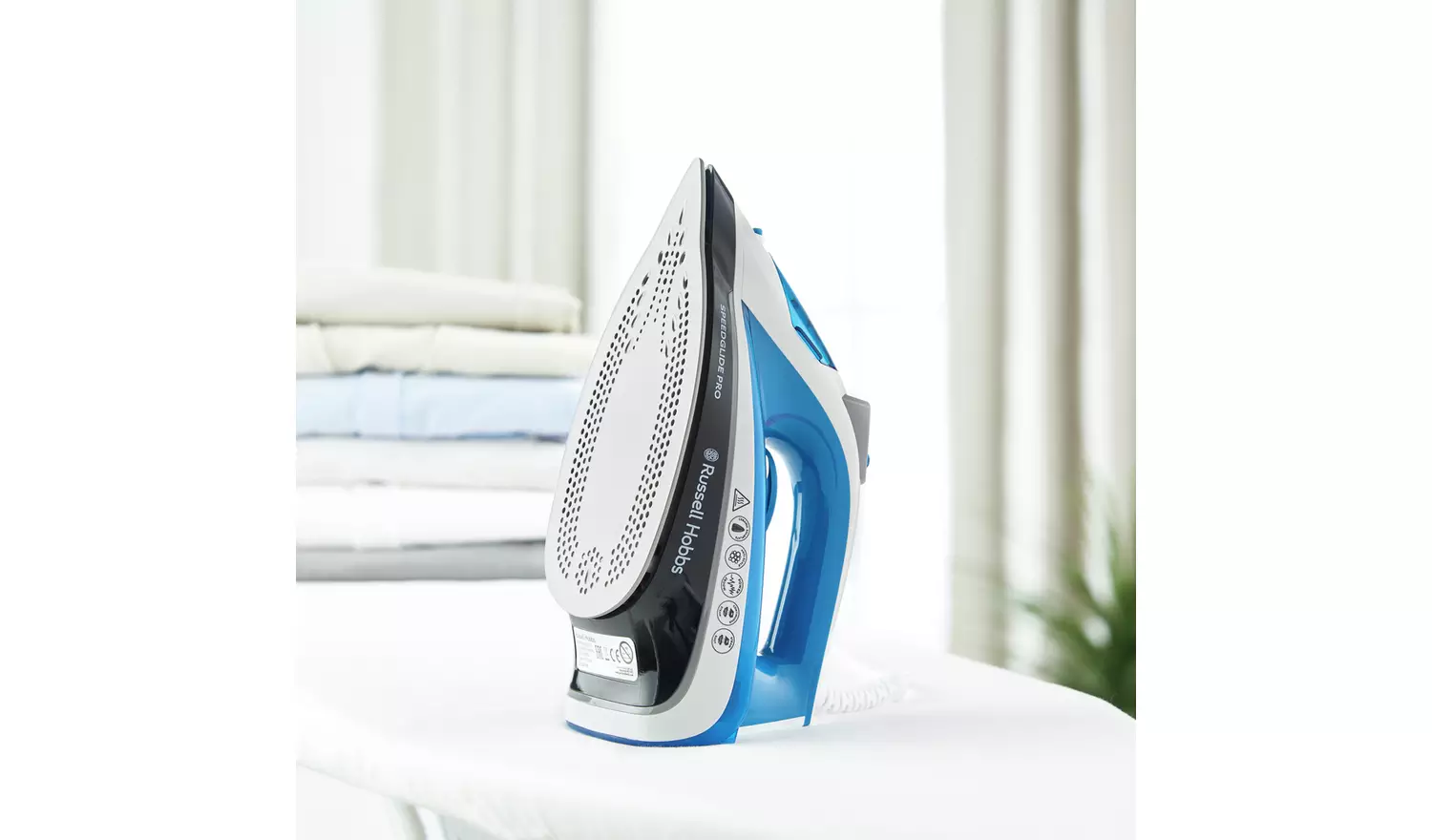 Russell Hobbs Speedglide PRO Steam Iron 23970