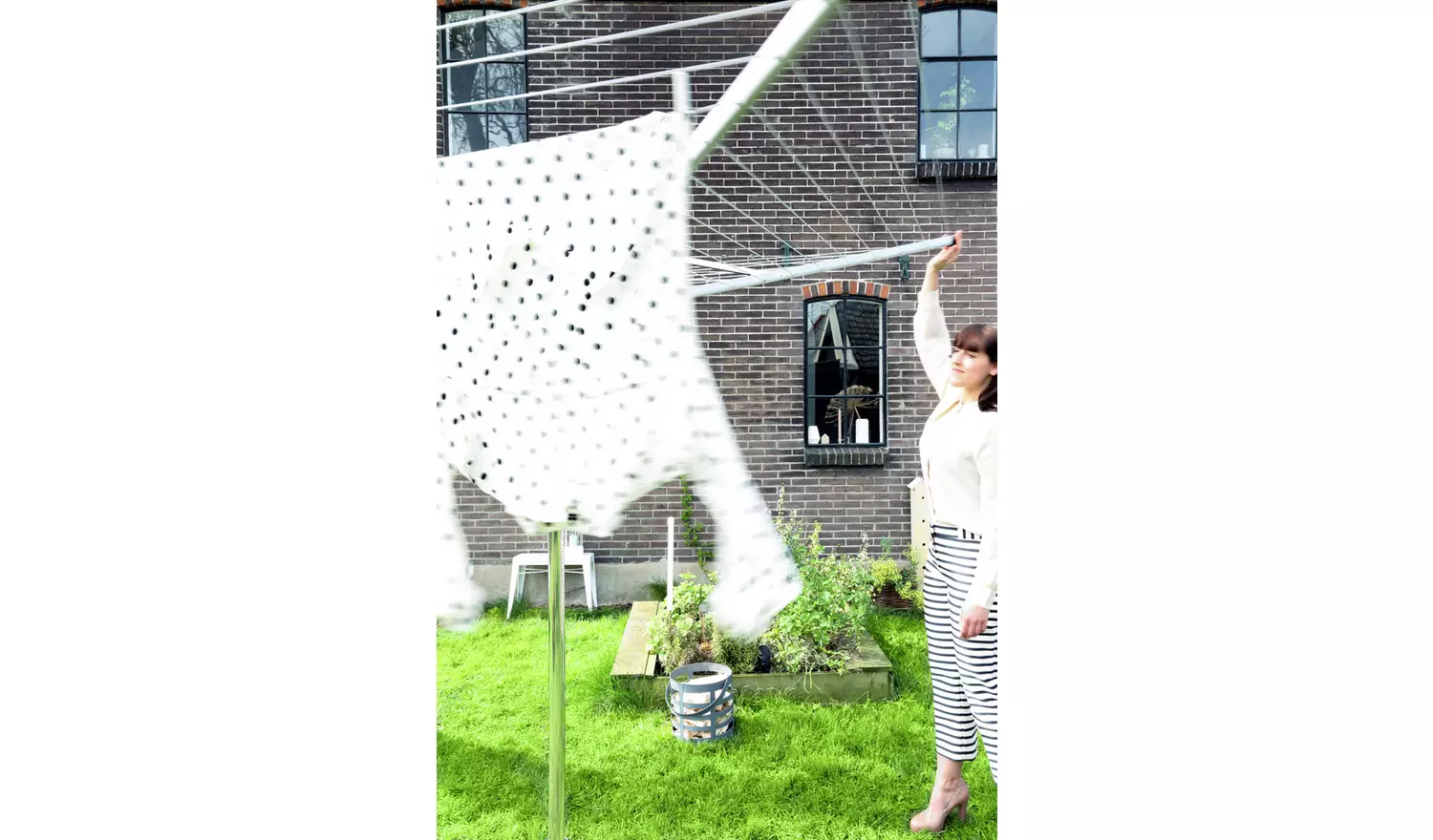 Brabantia Topspinner 40m 4 Arm Rotary Airer with Ground Tube