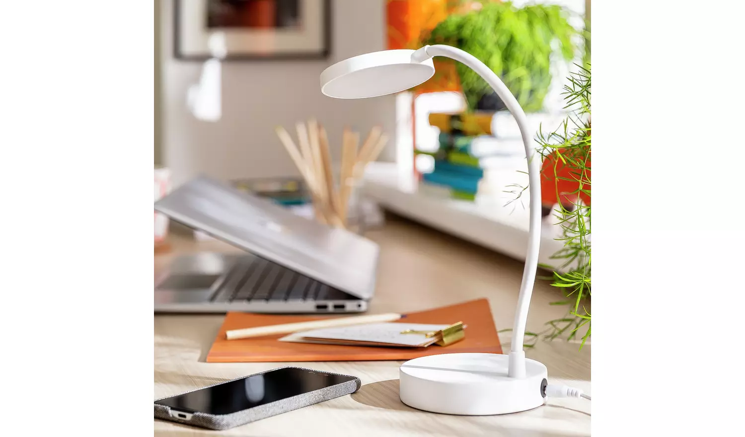 Habitat Mopsa LED Touch Desk Lamp - White