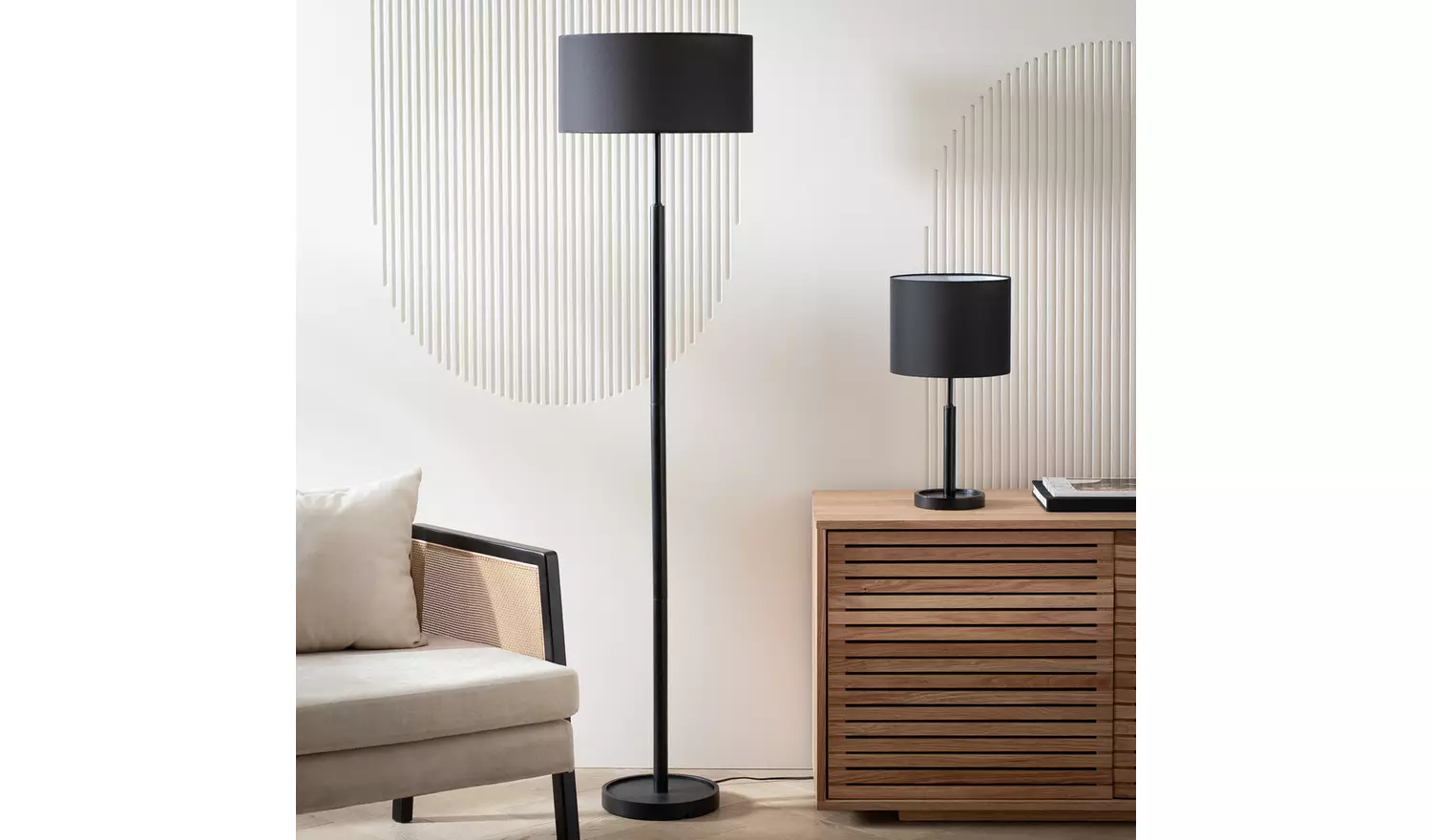 Argos Home Gloss Stick Floor Lamp - Black