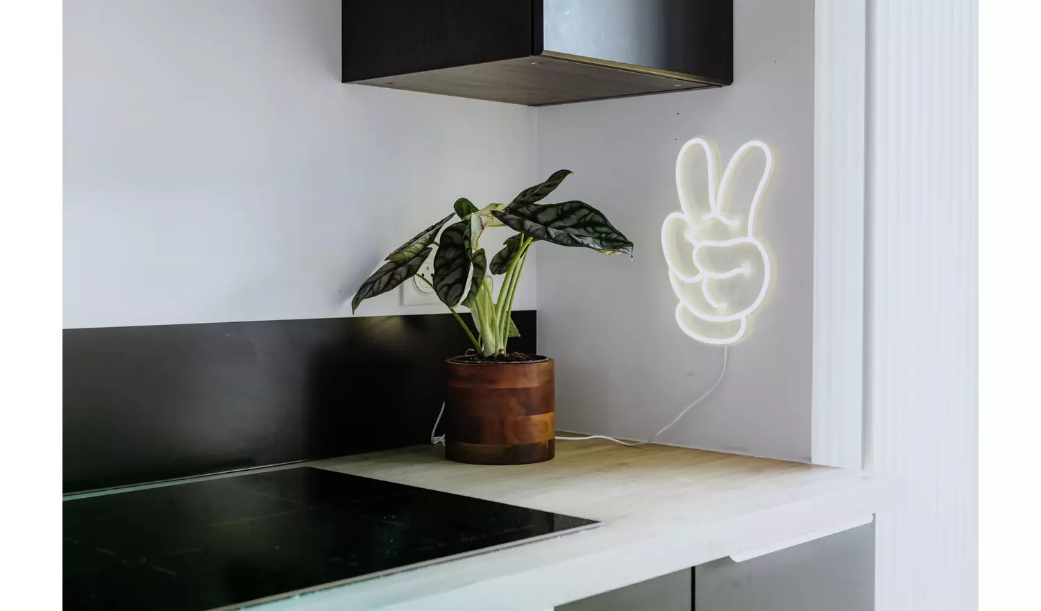 Yellowpop Disney Glove Peace LED Neon Effect Light