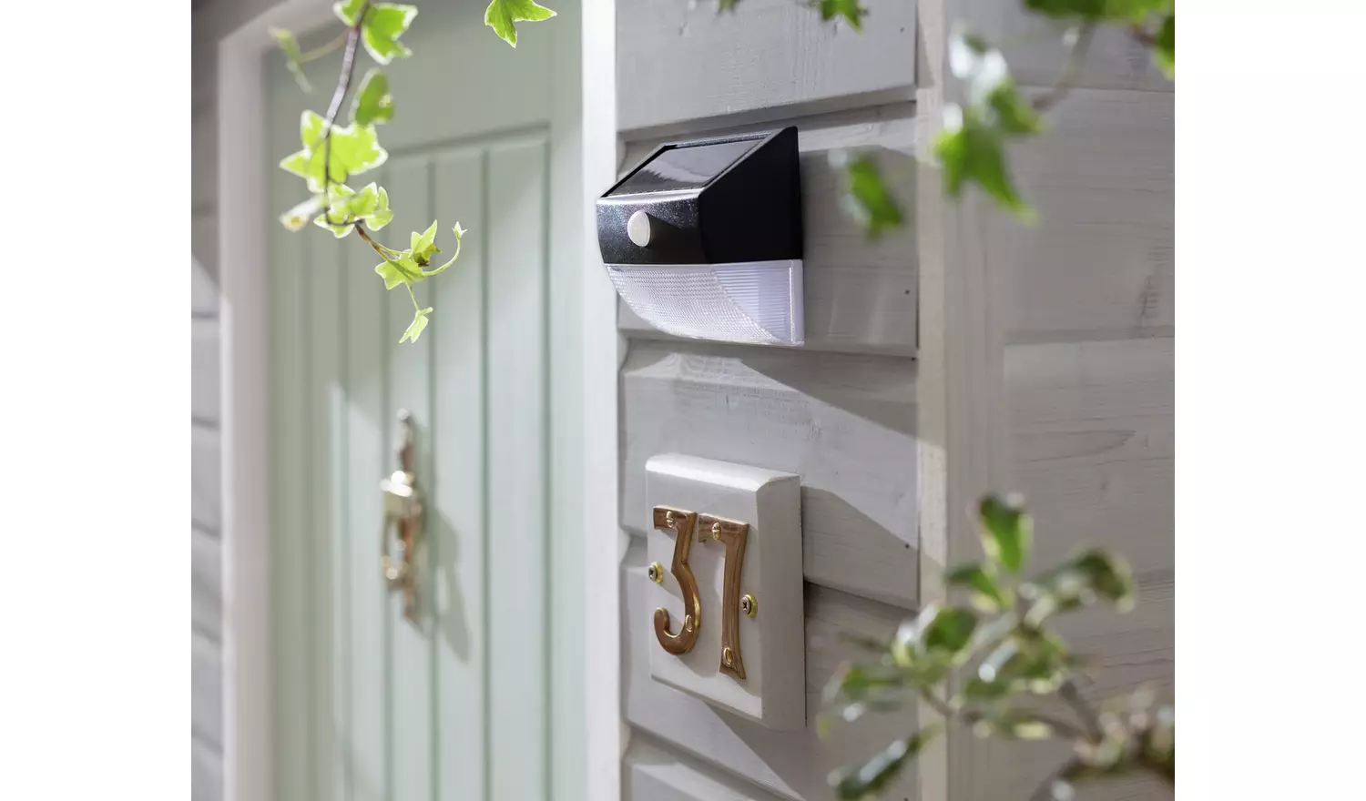 Garden by Sainsbury's White Motion Detector LED Solar Light