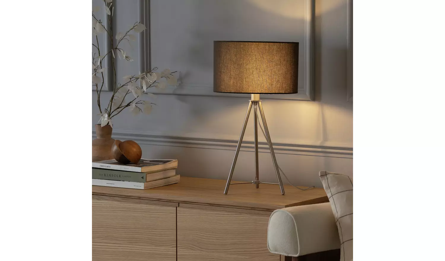 Habitat Leone 53cm Metal Tripod Table Lamp - Chrome