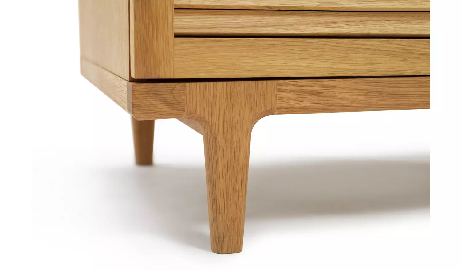 Habitat Oiled 2 Door Glass Display Cabinet - Oak