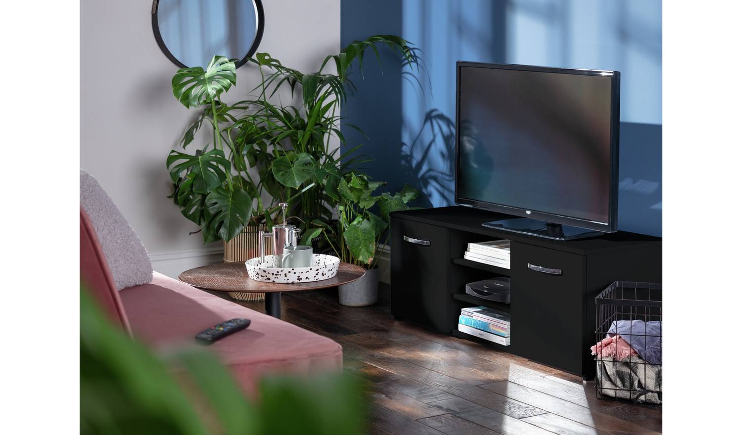 Argos Home Hayward 2 Door Small TV Unit - Black Gloss