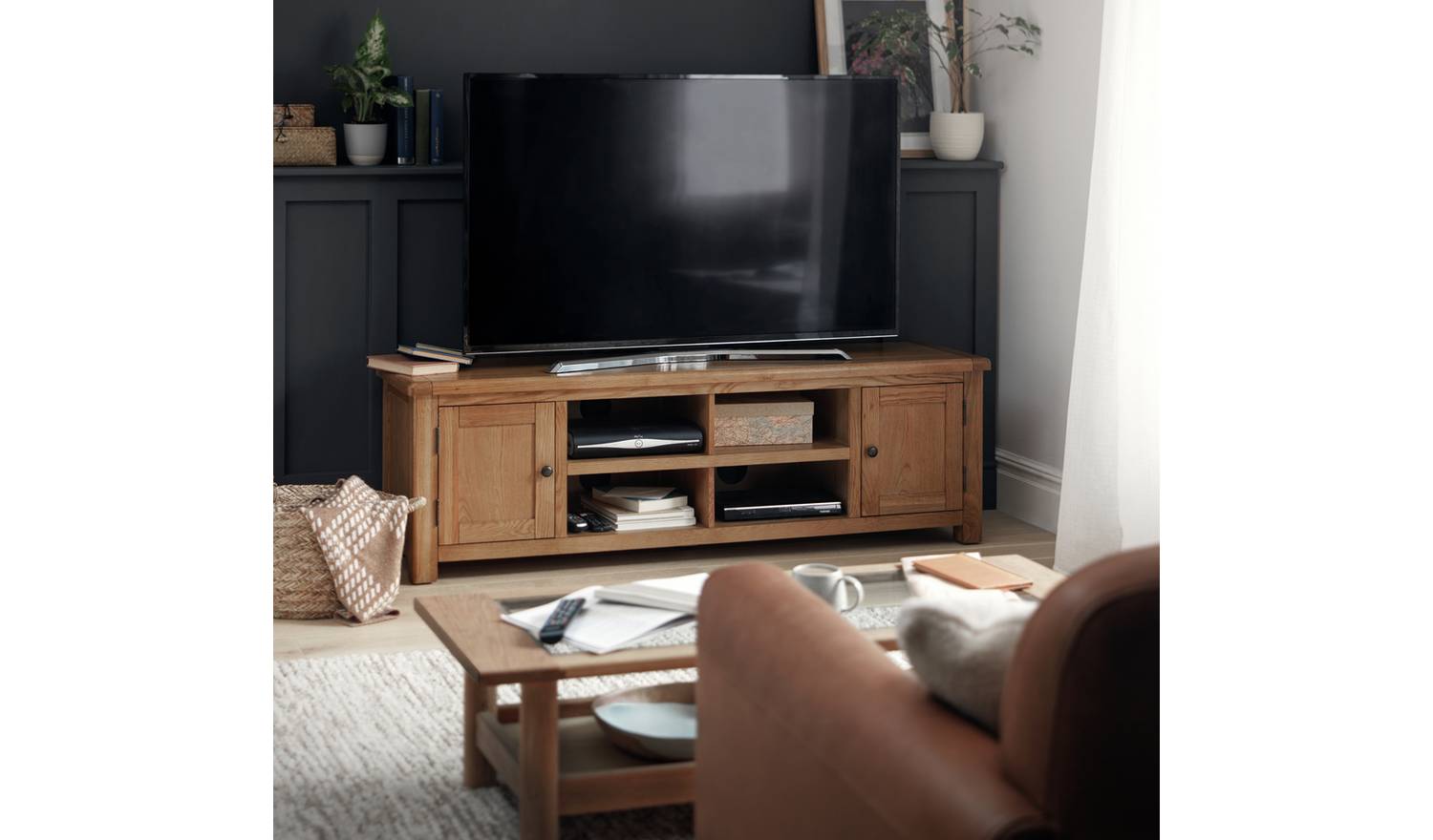 Argos Home Kent 2 Door Wide OakTV Unit - Natural