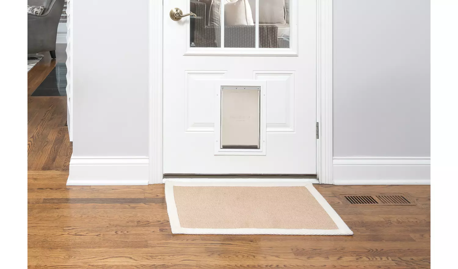 PetSafe Staywell Aluminium Pet Door - Medium