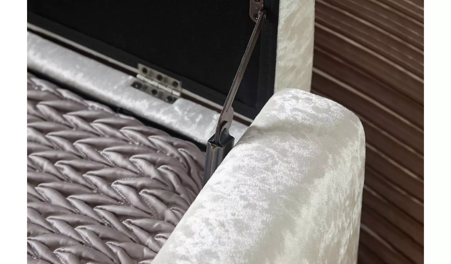 GFW Verona Velvet Ottoman Bench - White