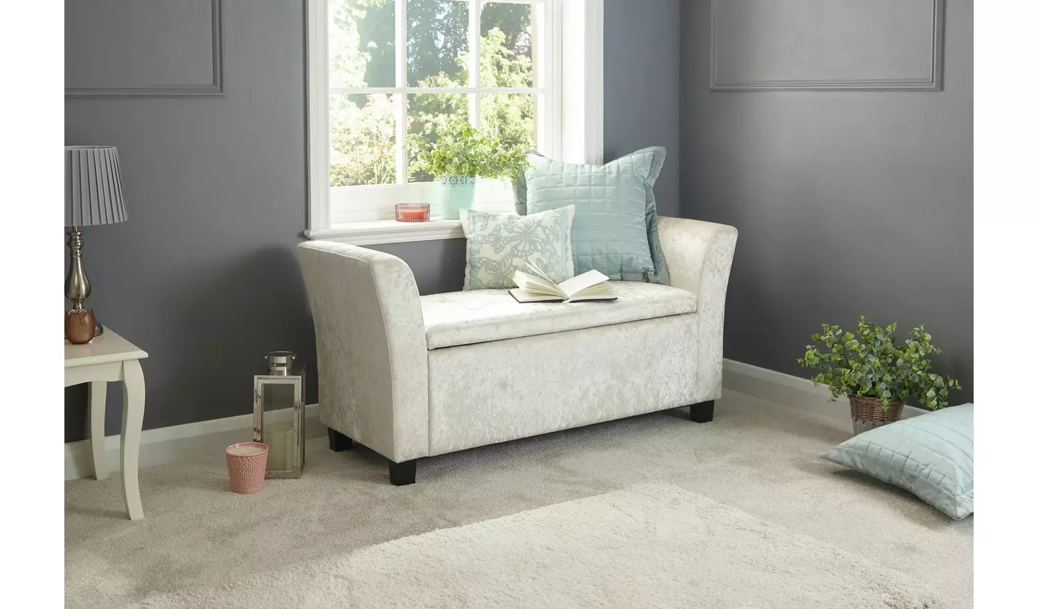 GFW Verona Window Velvet Seat - Oyster White