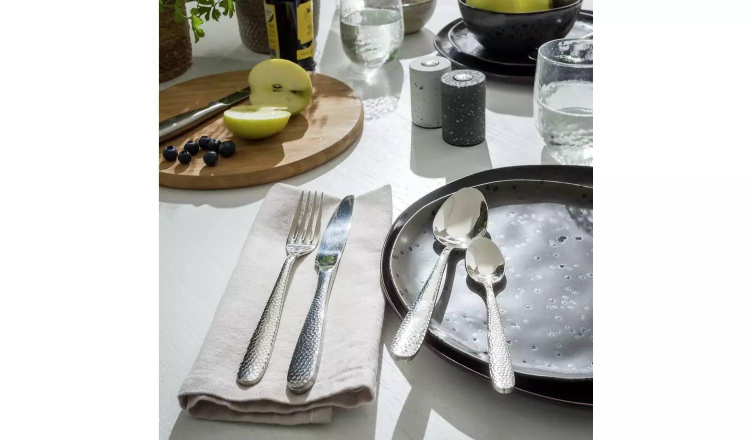 Habitat Hammered 16 Piece Stainless Steel Cutlery Set