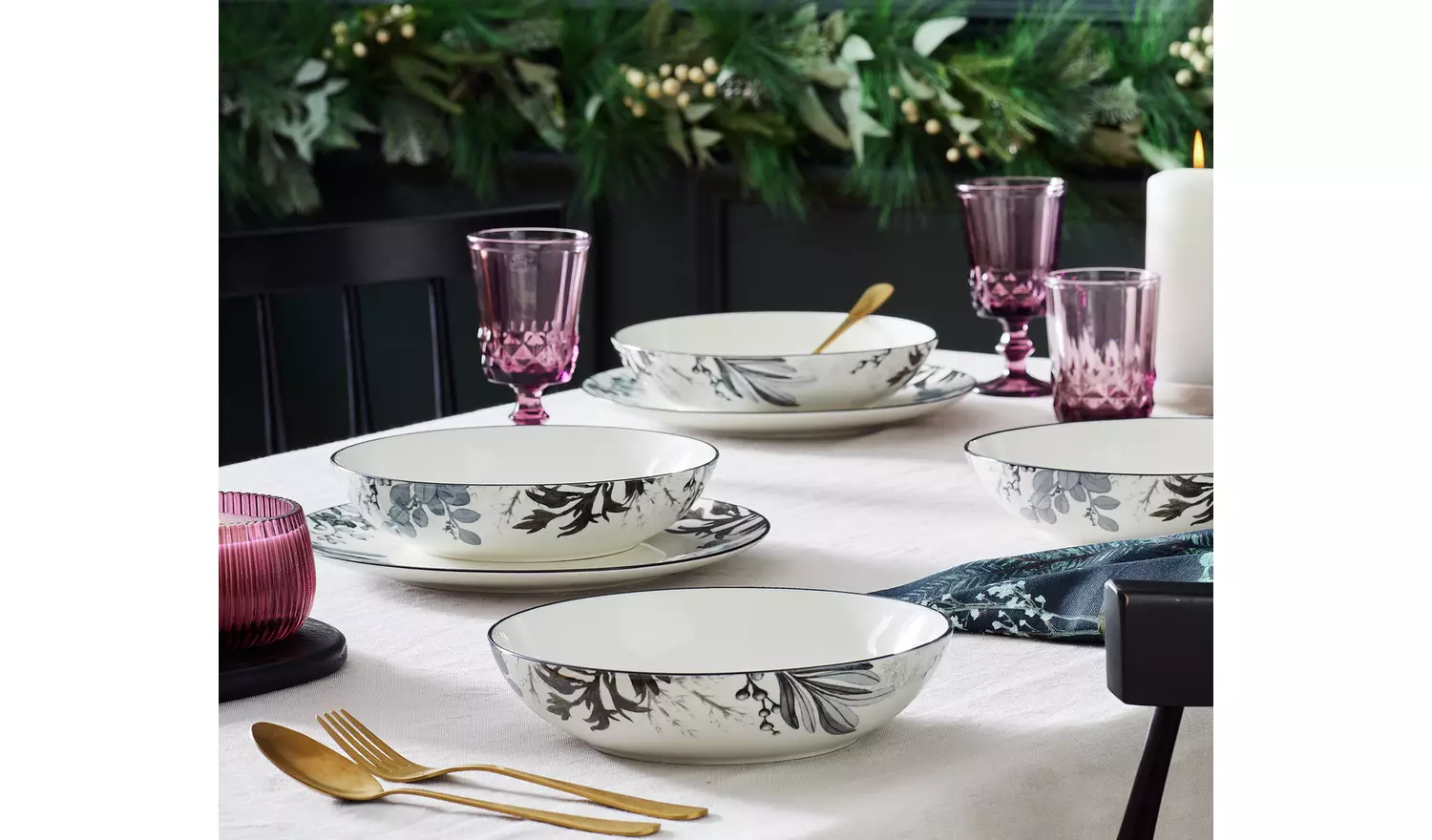 Habitat Monochrome 4 Piece Fine China Pasta Bowl - Grey