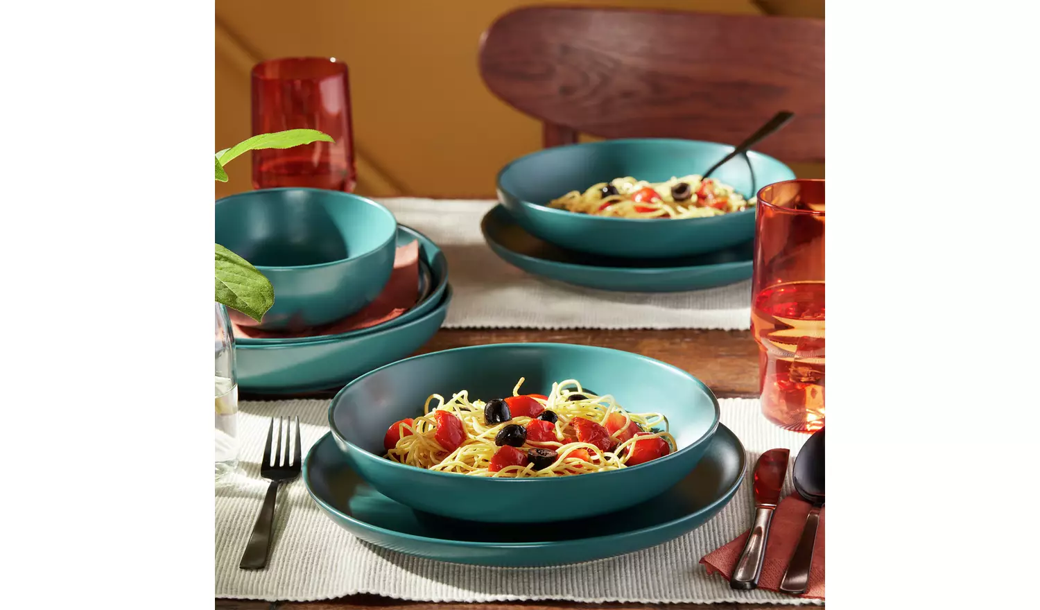 Habitat Matte Glaze 12 Piece Stoneware Dinner Set - Teal