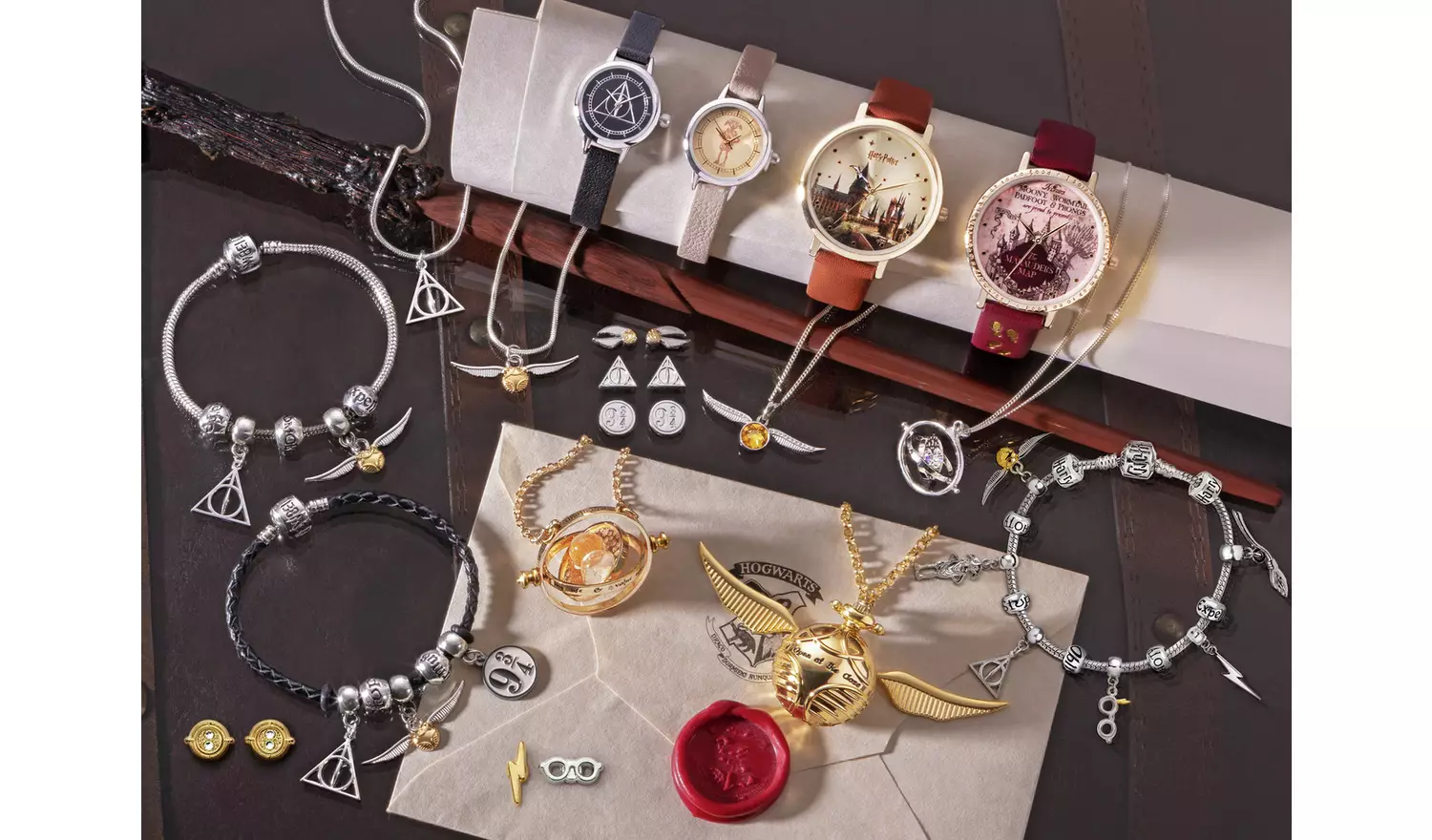 Harry Potter Gold Colour Time Turner Pendant Necklace