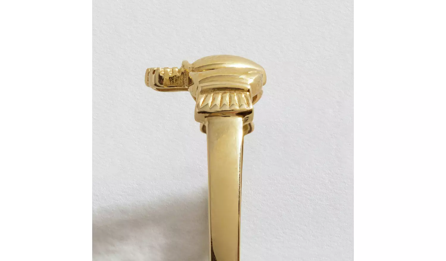 Revere 9ct Yellow Gold Claddagh Ring - J