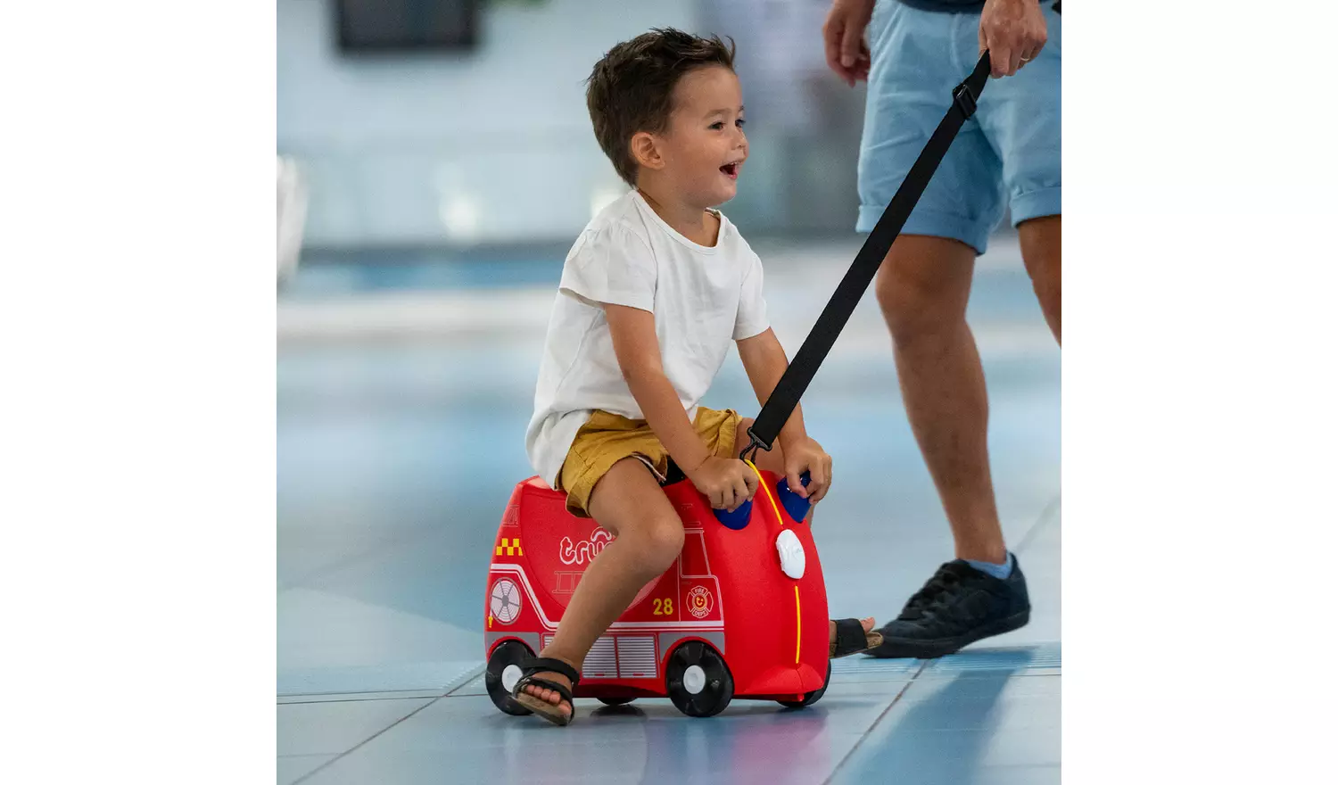 Trunki Frank Firetruck 4 Wheel Hard Ride On Suitcase - Red