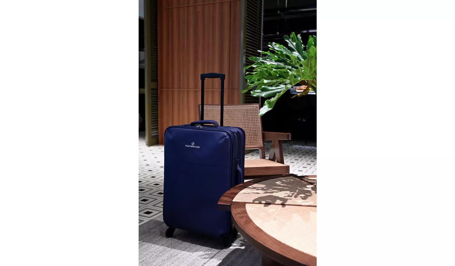 Featherstone 4 Wheel Soft Suitcase - Medium, Navy