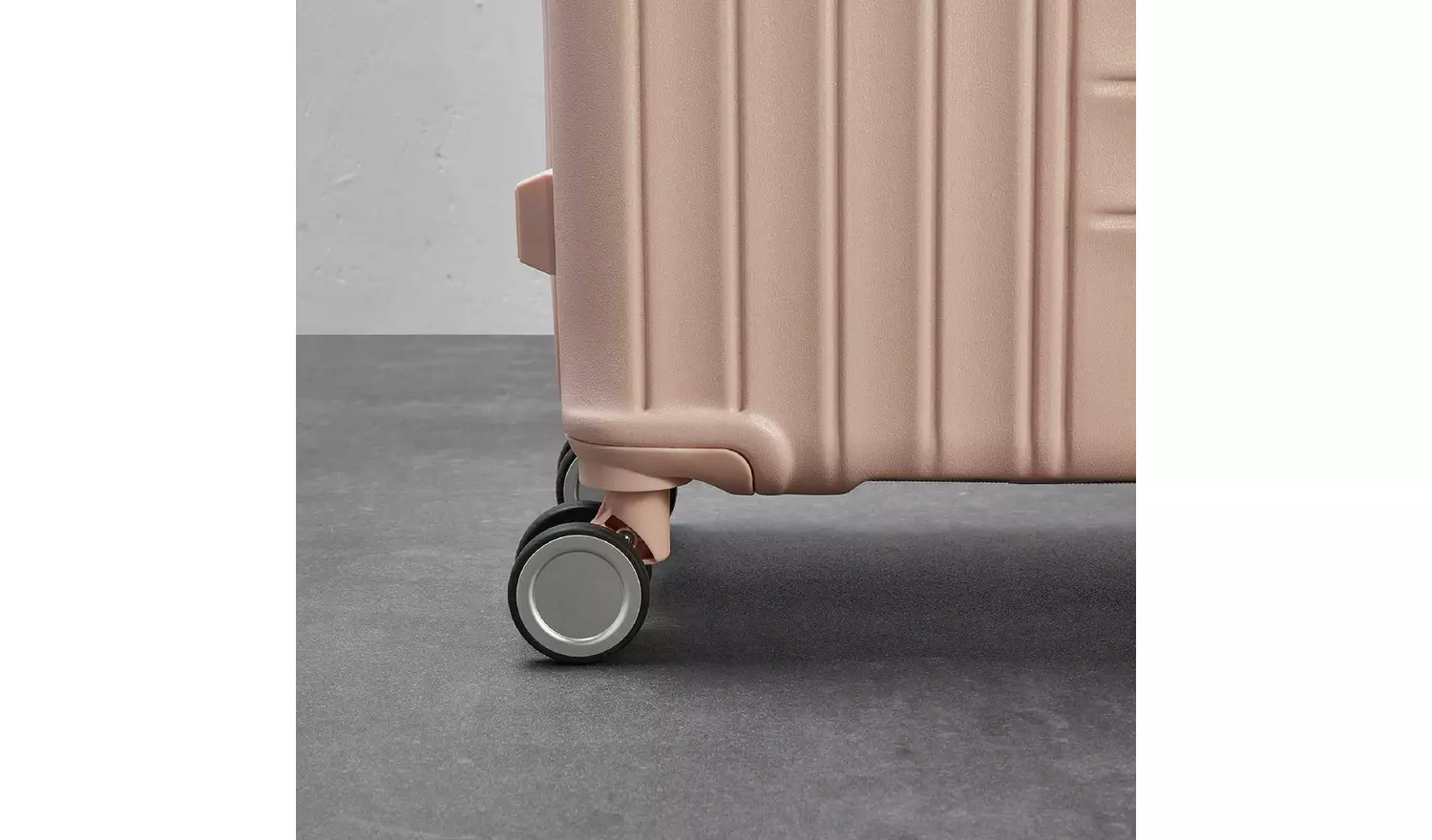 Rock 8 Wheel Hard Suitcase - Small, Pink