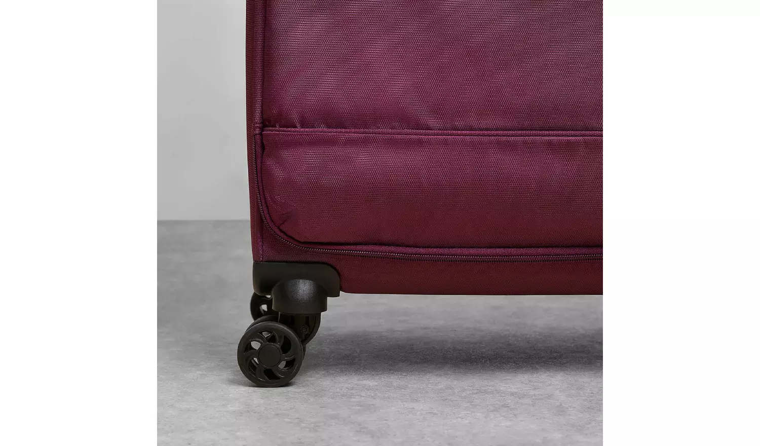 Rock 8 Wheel Soft Suitcase - Small, Purple