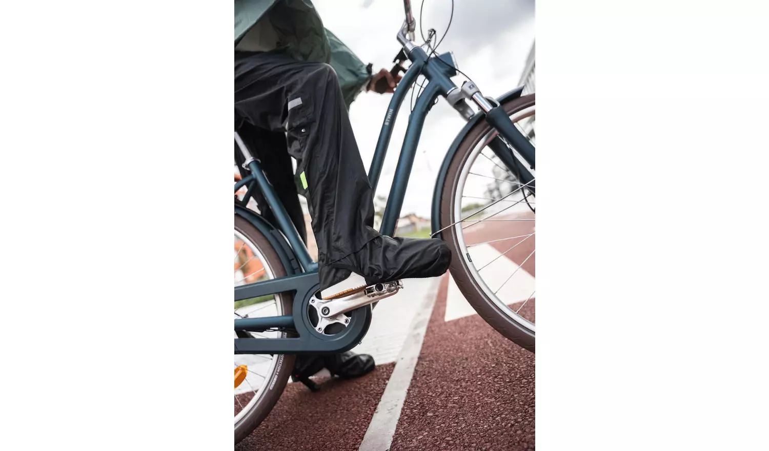 Decathlon Cycling Waterproof Overtrousers & Shoe Covers M