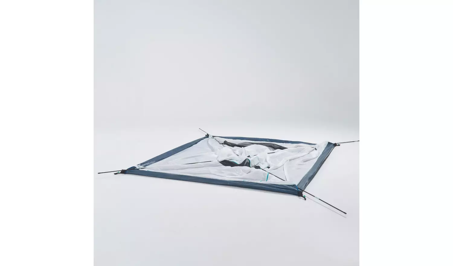 Decathlon MH100 3-Person Easy-Pitch Lightweight Camping Tent