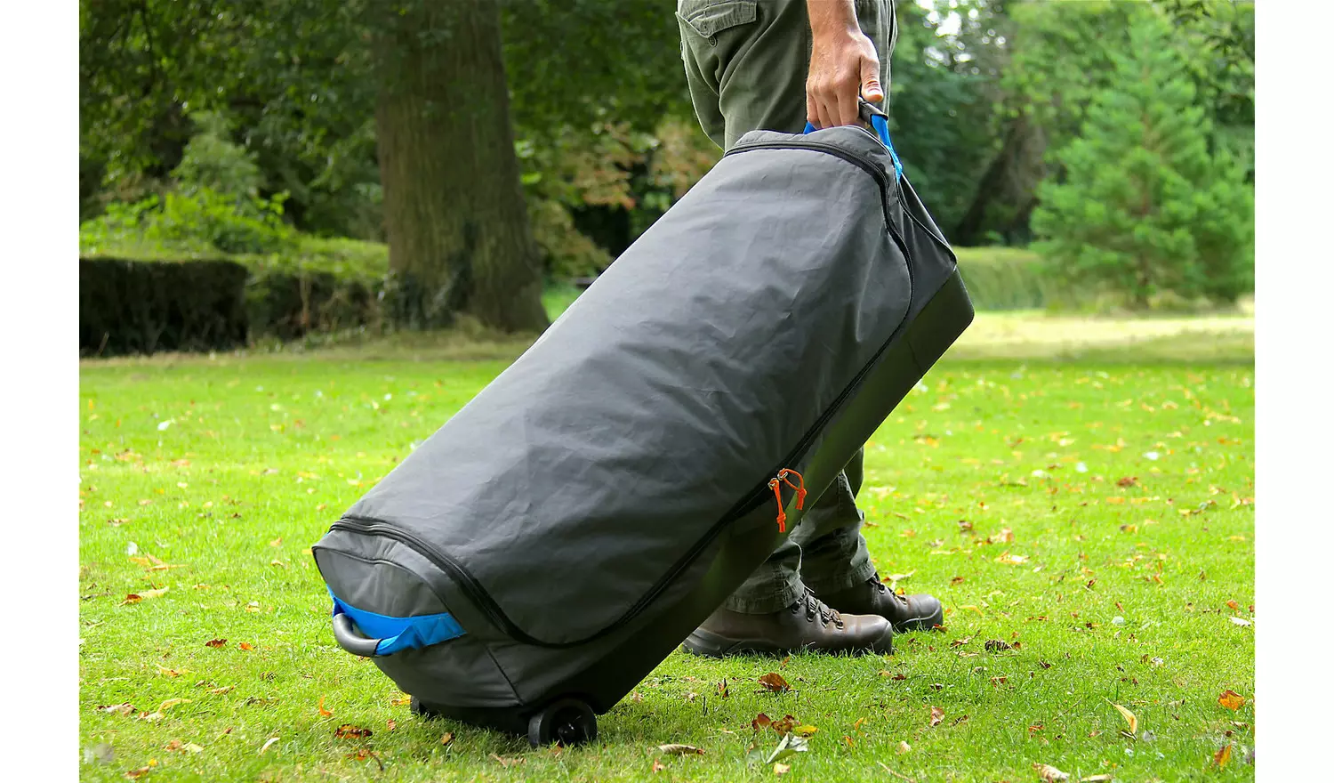 Coleman 8 Man 1 Room Octagon Dome Glamping Tent - Blue/White