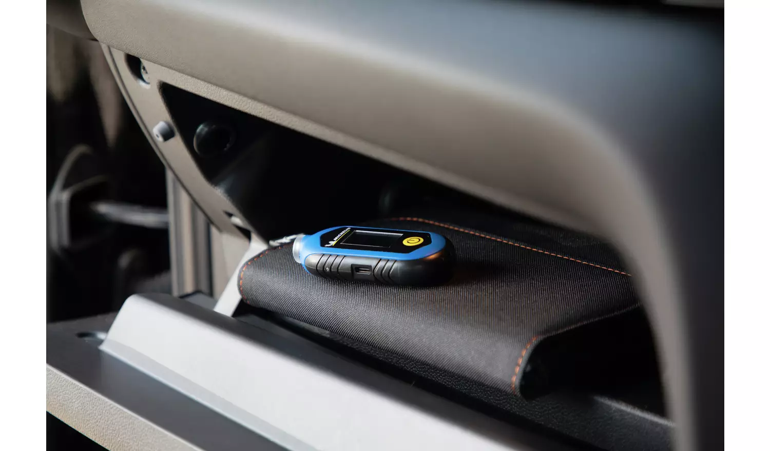 Michelin Rechargeable Digital Tyre Tread & Pressure Gauge