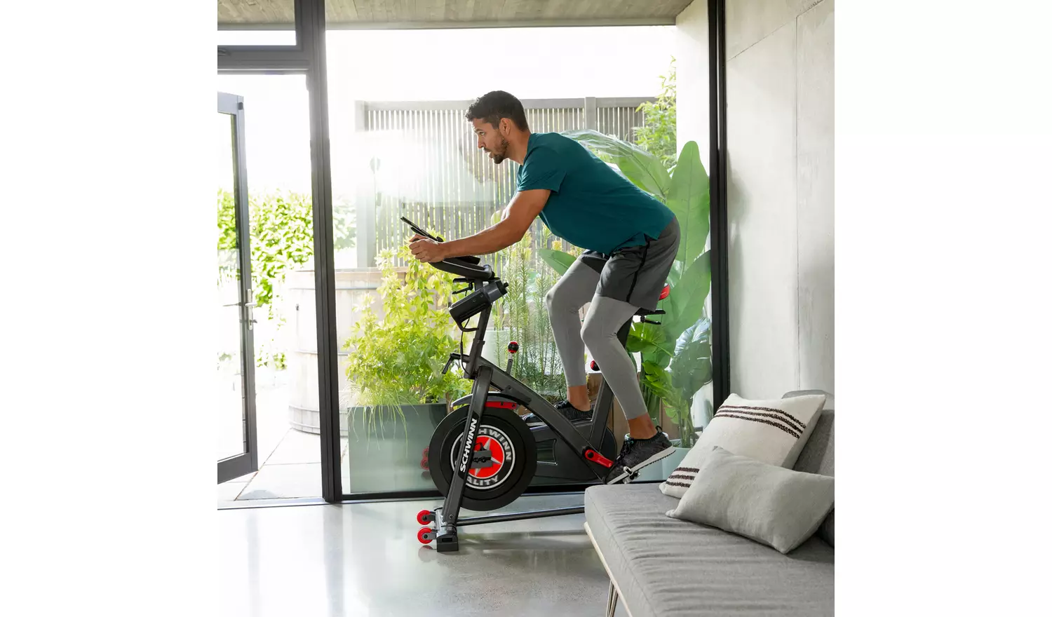 Schwinn 800IC Upright Exercise Bike