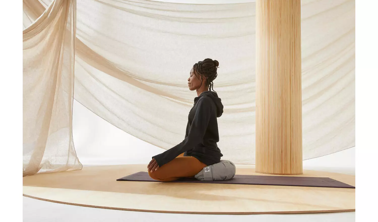 Decathlon Round Yoga Meditation Cushion - Grey